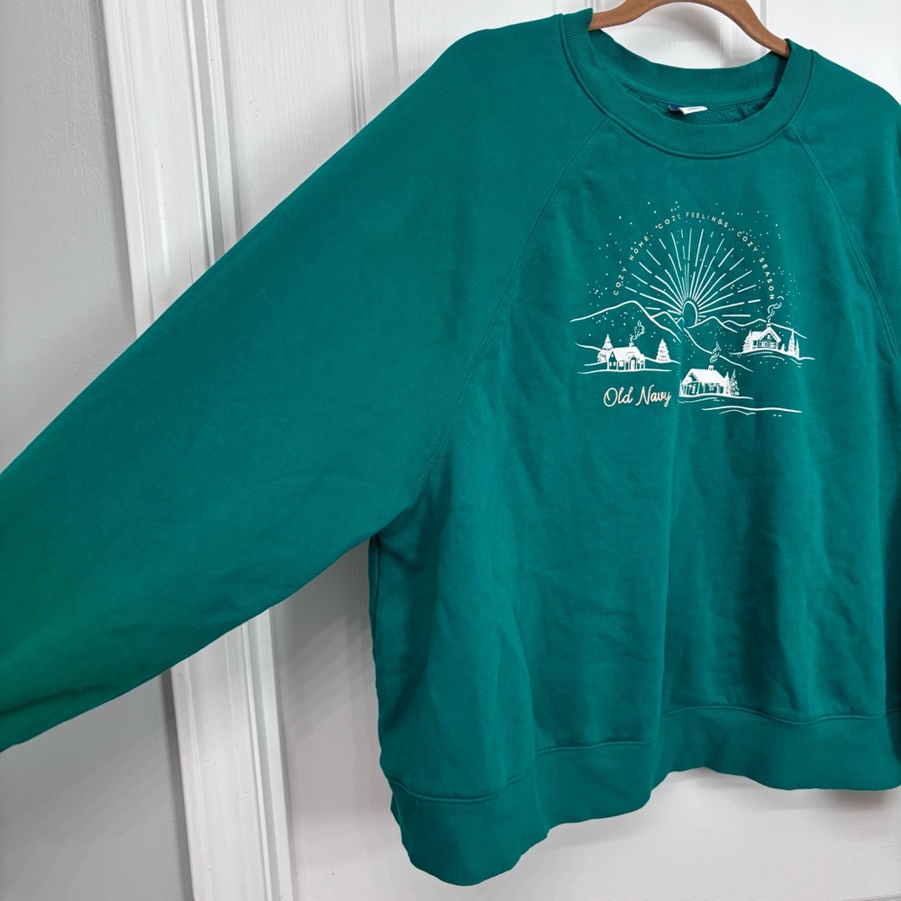 Green Cozy Winter Graphic Sweatshirt | Old Navy 2X - Picture 3 of 9